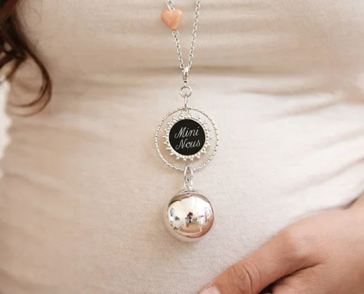 Collana Chiama Angeli, simbolo di protezione durante la gravidanza
